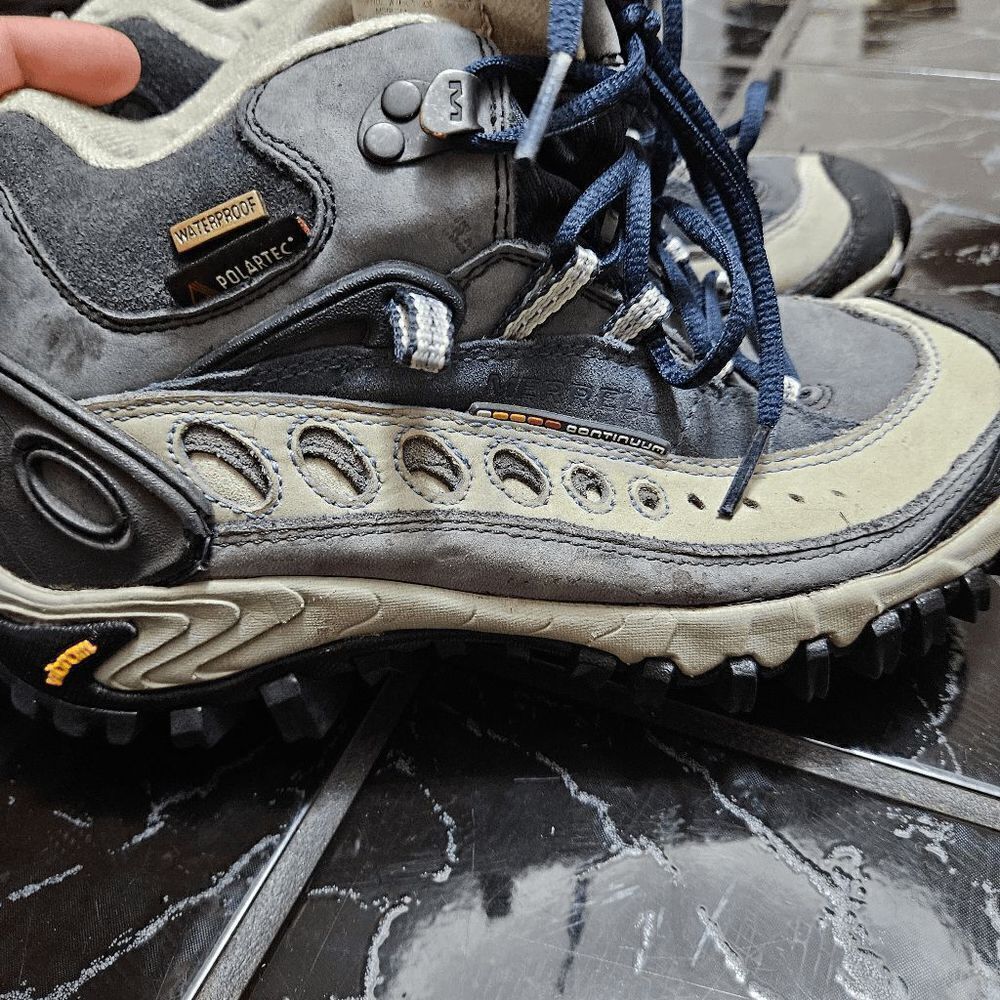Merrel Shoes  - Picture 2 of 7